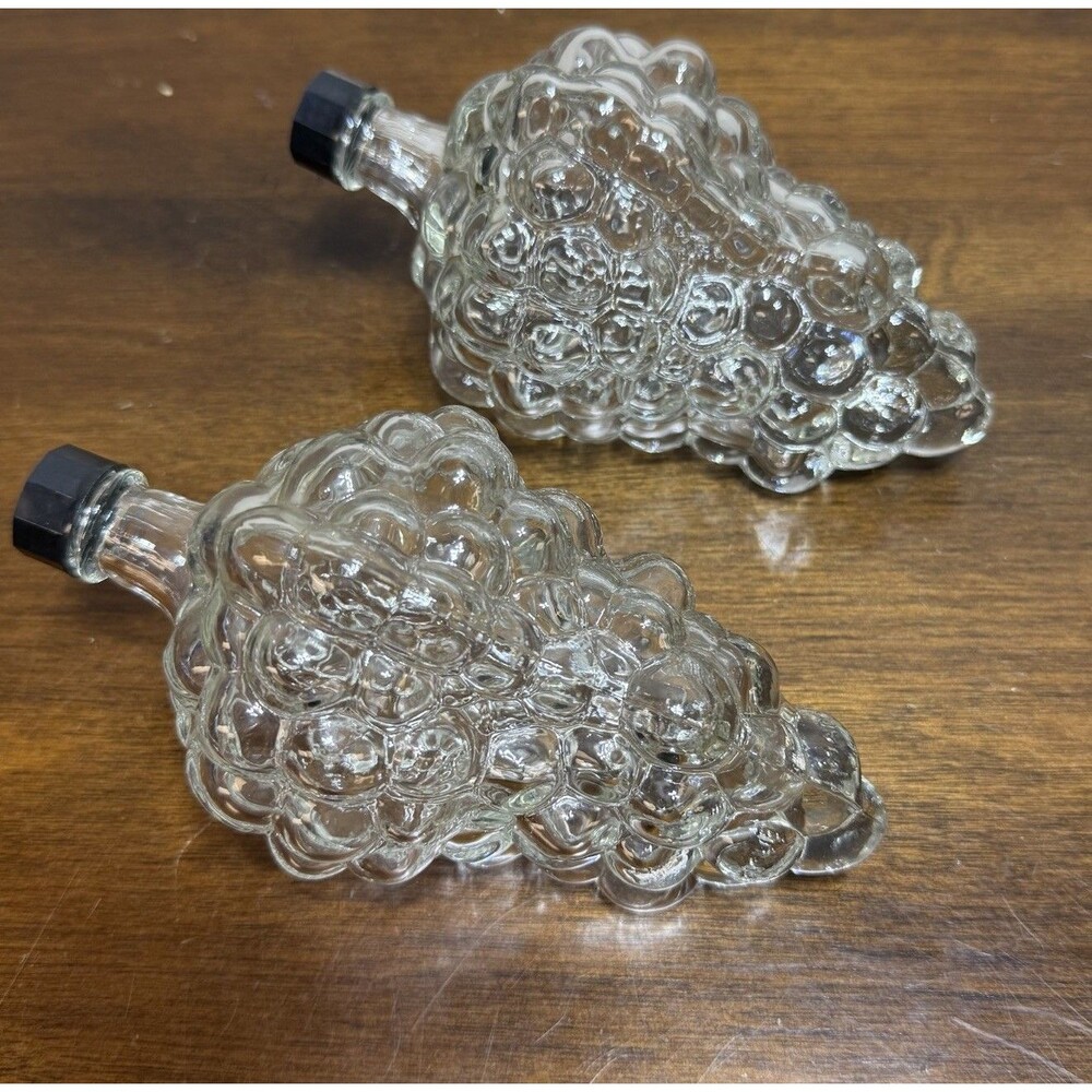 2 Vintage Clear Glass Grapes Cluster Shaped Wine Bottle Decanter Stamped Turkey - Picture 3 of 9